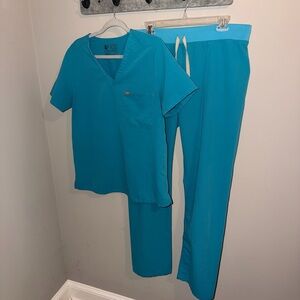 Figs Aqua Blue Scrub Set
